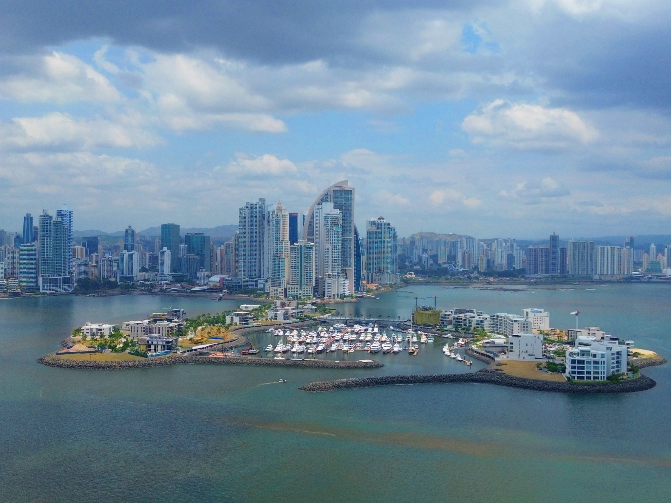 Centros comerciales en Panamá: innovación para inversores de Guatemala