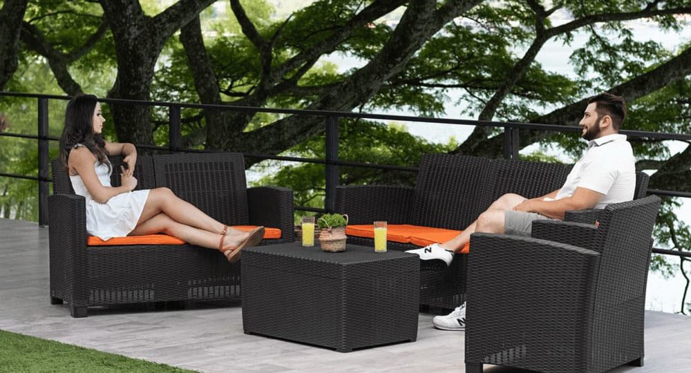 Muebles de plástico para exteriores en Panamá: diseño y durabilidad