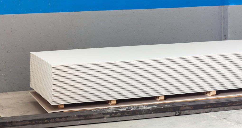 Sistemas livianos para interiores: beneficios que transforman espacios en Panamá